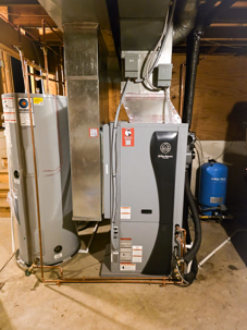 Radiant floor and geothermal comfort system for an Ohio home